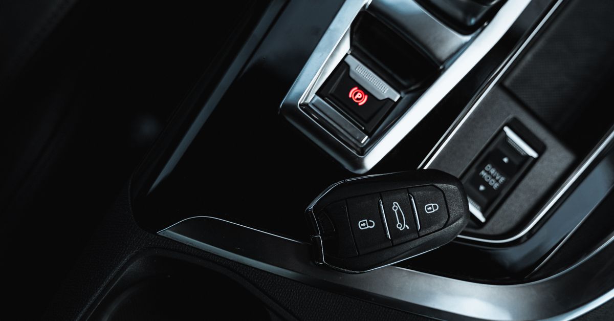 Honda car key fob — Parkway Village TN Locksmith
