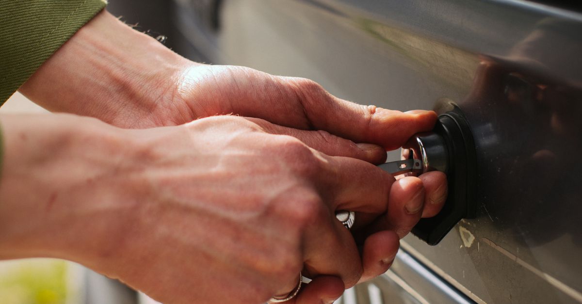 Car Lockout Service — Parkway Village TN Locksmith