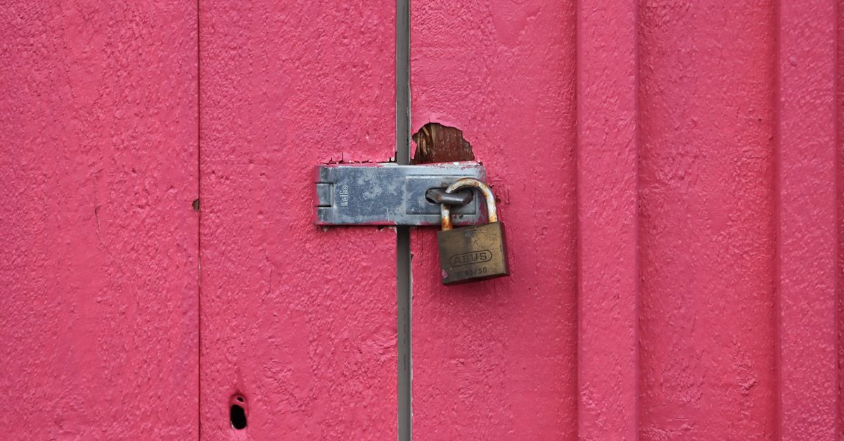 What Proof Do I Need Before a Locksmith Will Let Me In? — Parkway Village TN Locksmith